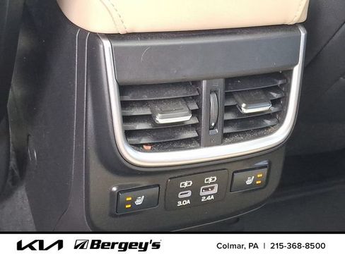 Used 2023 Subaru Outback Limited AWD/4WD image 13