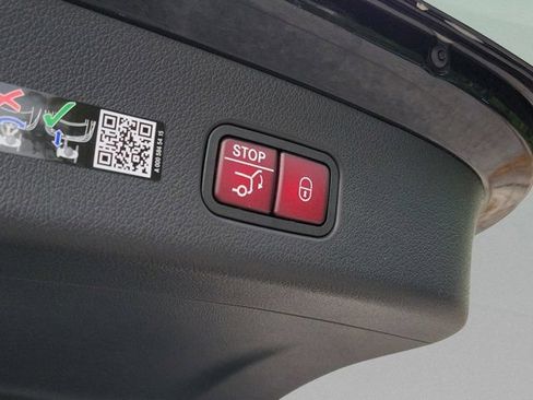 Certified 2026 Mercedes-Benz GLC 300 image 28