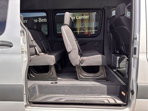 Used 2024 Mercedes-Benz Sprinter 2500 image 15