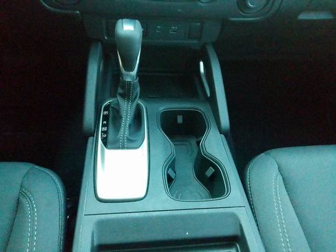 Certified 2025 Nissan Frontier SV image 28