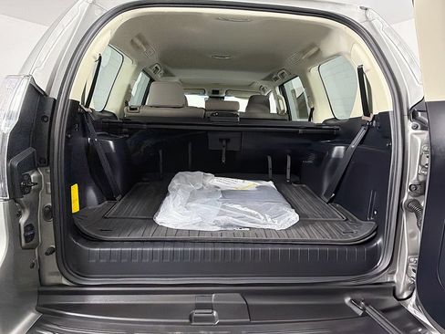 Used 2023 Lexus GX 460 Premium w/ Premium Package AWD/4WD image 26