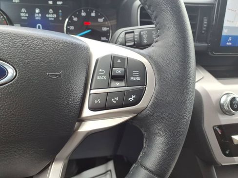 Certified 2023 Ford Explorer XLT w/ Equipment Group 202A AWD/4WD image 19