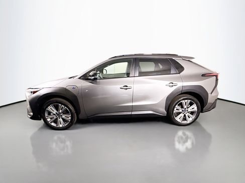 Used 2023 Subaru Solterra AWD image 6