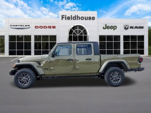 New 2026 Jeep Gladiator Sport image 17