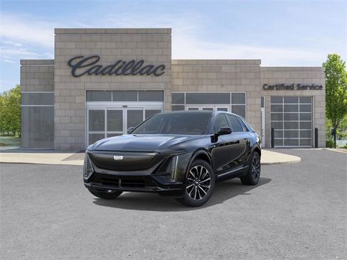 New 2026 Cadillac Lyriq Sport w/ LPO, Floor Liner Package image 8