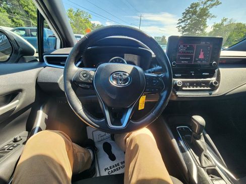 Used 2022 Toyota Corolla SE FWD image 16