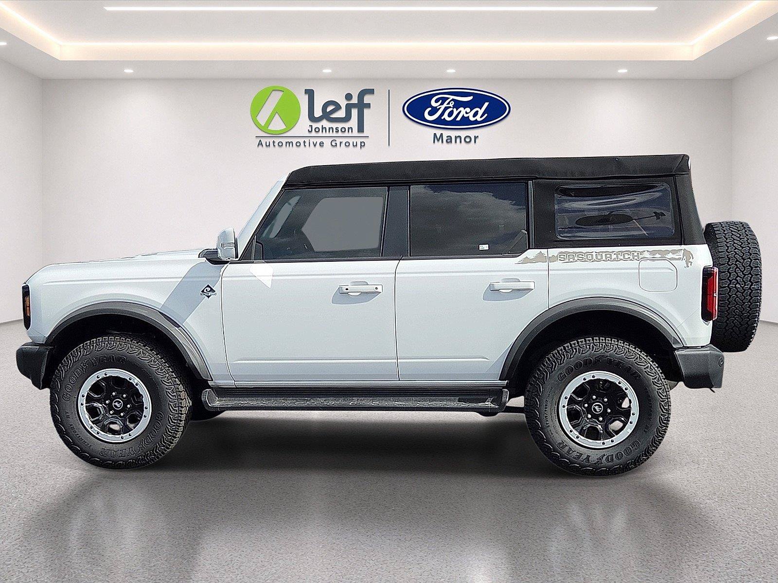 Used 2025 Ford Bronco Outer Banks w/ Sasquatch Package AWD/4WD image 5