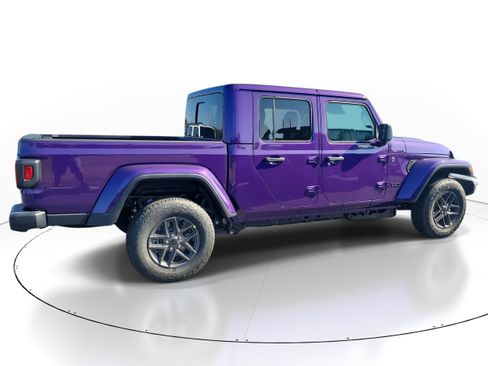 New 2026 Jeep Gladiator Sport AWD/4WD image 5