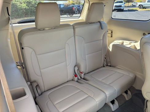 Used 2021 GMC Acadia Denali w/ Denali Ultimate Package image 22