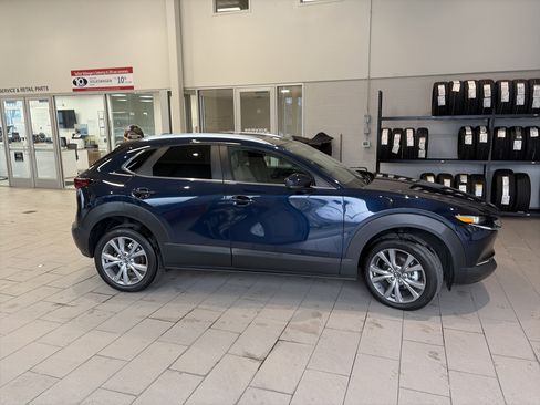 Used 2022 MAZDA CX-30 AWD 2.5 S w/ Preferred Package image 4