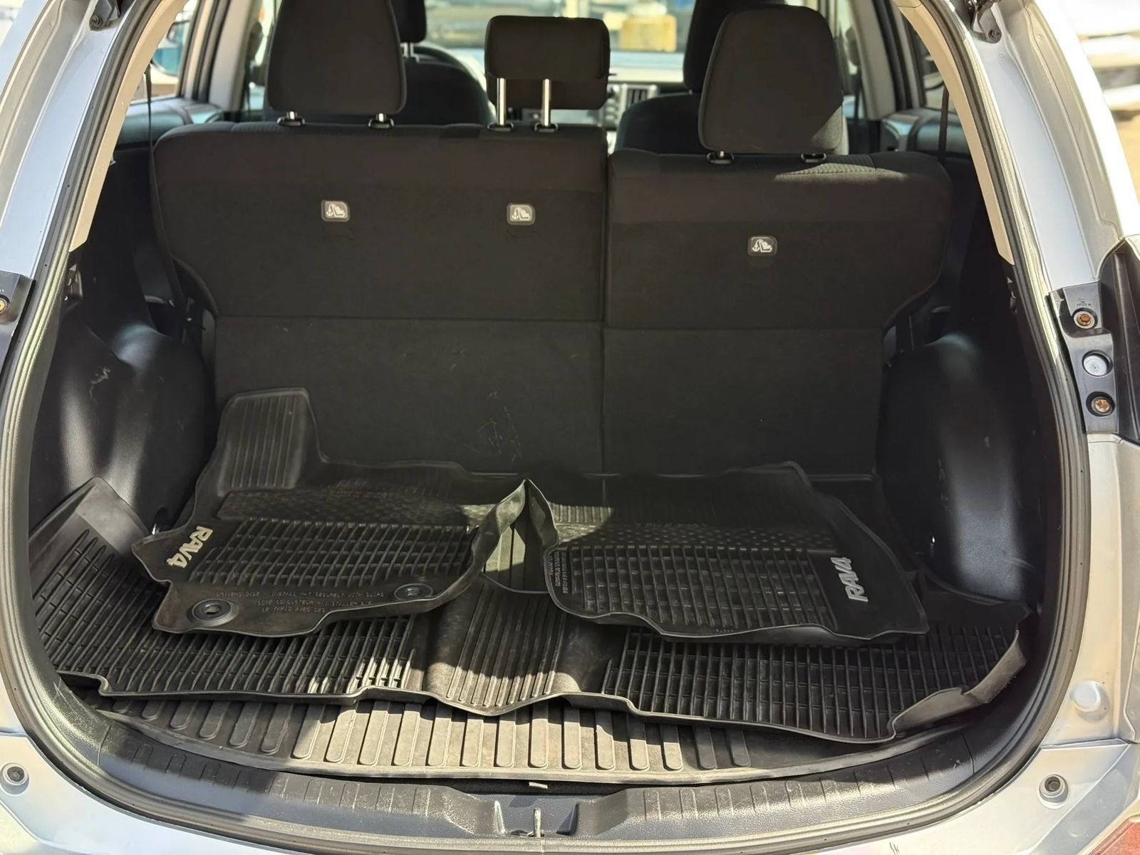 Used 2017 Toyota RAV4 LE w/ All Weather Liner Package AWD/4WD image 19