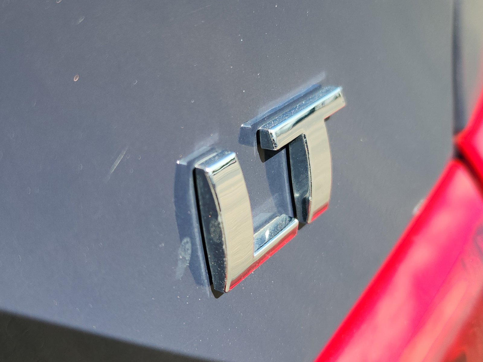 Used 2025 Chevrolet Malibu LT FWD image 13
