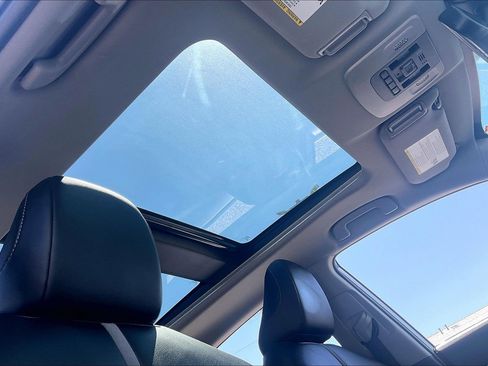 Used 2023 Toyota Camry XSE image 27