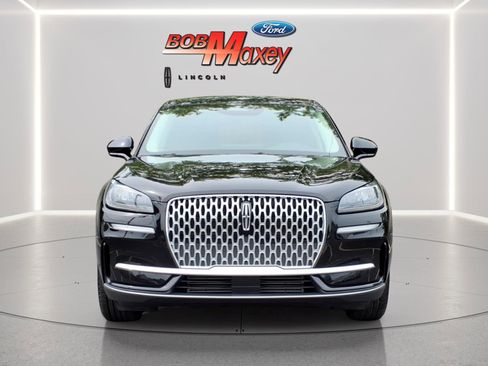 Used 2024 Lincoln Corsair FWD image 2