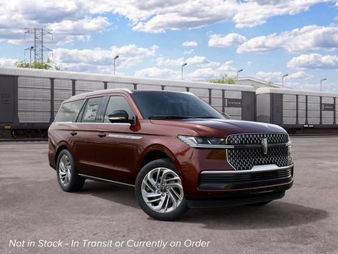 New 2027 Lincoln Navigator Reserve AWD/4WD image 4