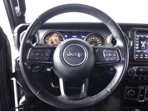 Used 2022 Jeep Wrangler Unlimited Sport AWD/4WD image 11