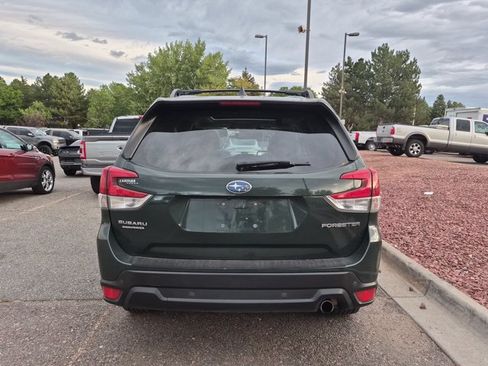 Used 2023 Subaru Forester Limited AWD/4WD image 6