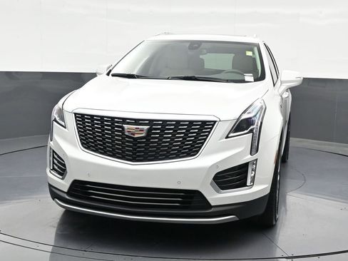 Used 2023 Cadillac XT5 Premium Luxury FWD image 9