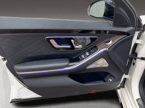 Used 2022 Mercedes-Benz S 580 4MATIC Sedan image 11