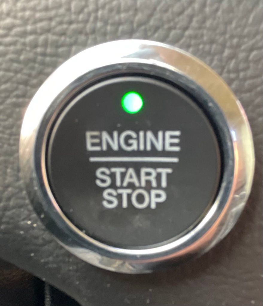 Used 2017 Ford Edge SEL w/ Equipment Group 201A FWD image 26