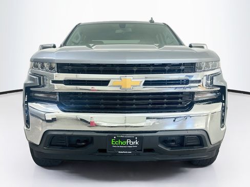 Used 2022 Chevrolet Silverado 1500 LT AWD/4WD image 2