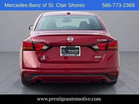 Used 2020 Nissan Altima 2.0 Platinum FWD image 5