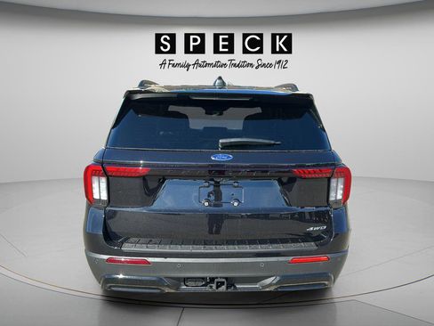 New 2026 Ford Explorer ST-Line w/ ST-Line Street Pack AWD/4WD image 7