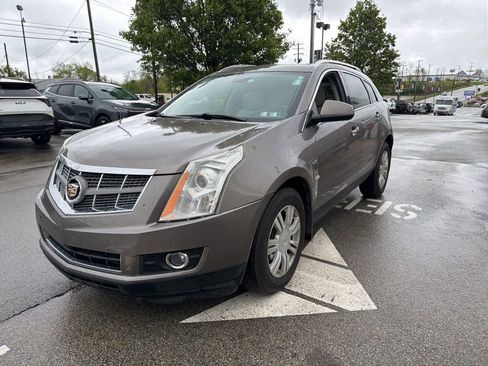 Used 2011 Cadillac SRX Luxury AWD/4WD image 3