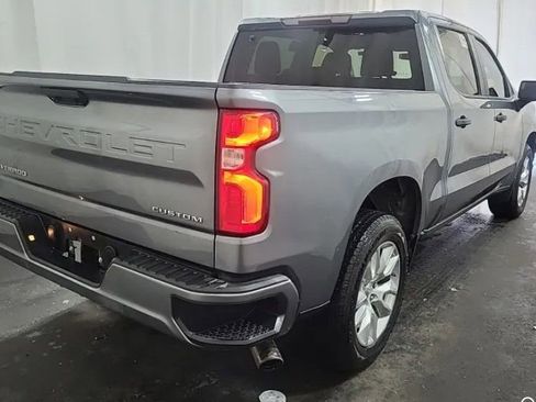 Used 2019 Chevrolet Silverado 1500 Custom w/ Infotainment Package image 4