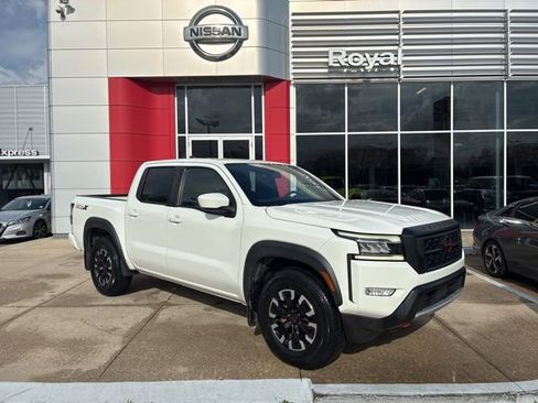 Used 2022 Nissan Frontier Pro-X w/ Technology Package image 1