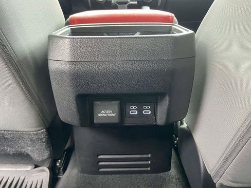 Used 2024 Toyota Tacoma TRD Sport w/ TRD Sport Upgrade Package image 17