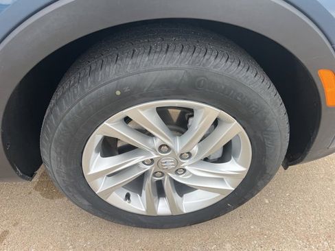 Used 2025 Buick Envista Preferred w/ Convenience II Package image 54