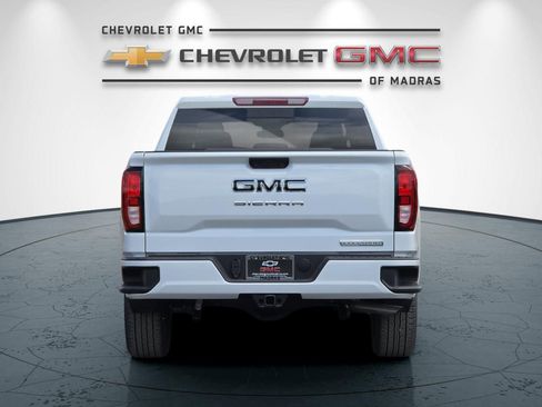Used 2025 GMC Sierra 1500 Elevation w/ Elevation Premium Package image 4