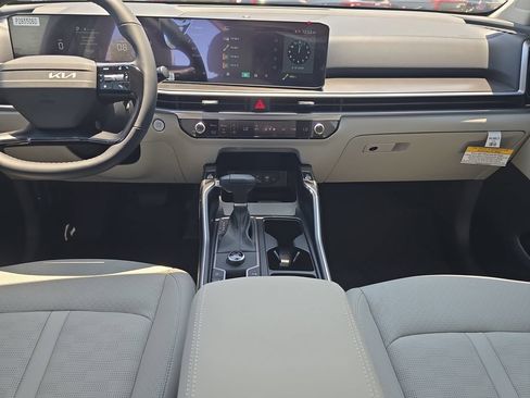 New 2026 Kia Sorento S FWD image 14