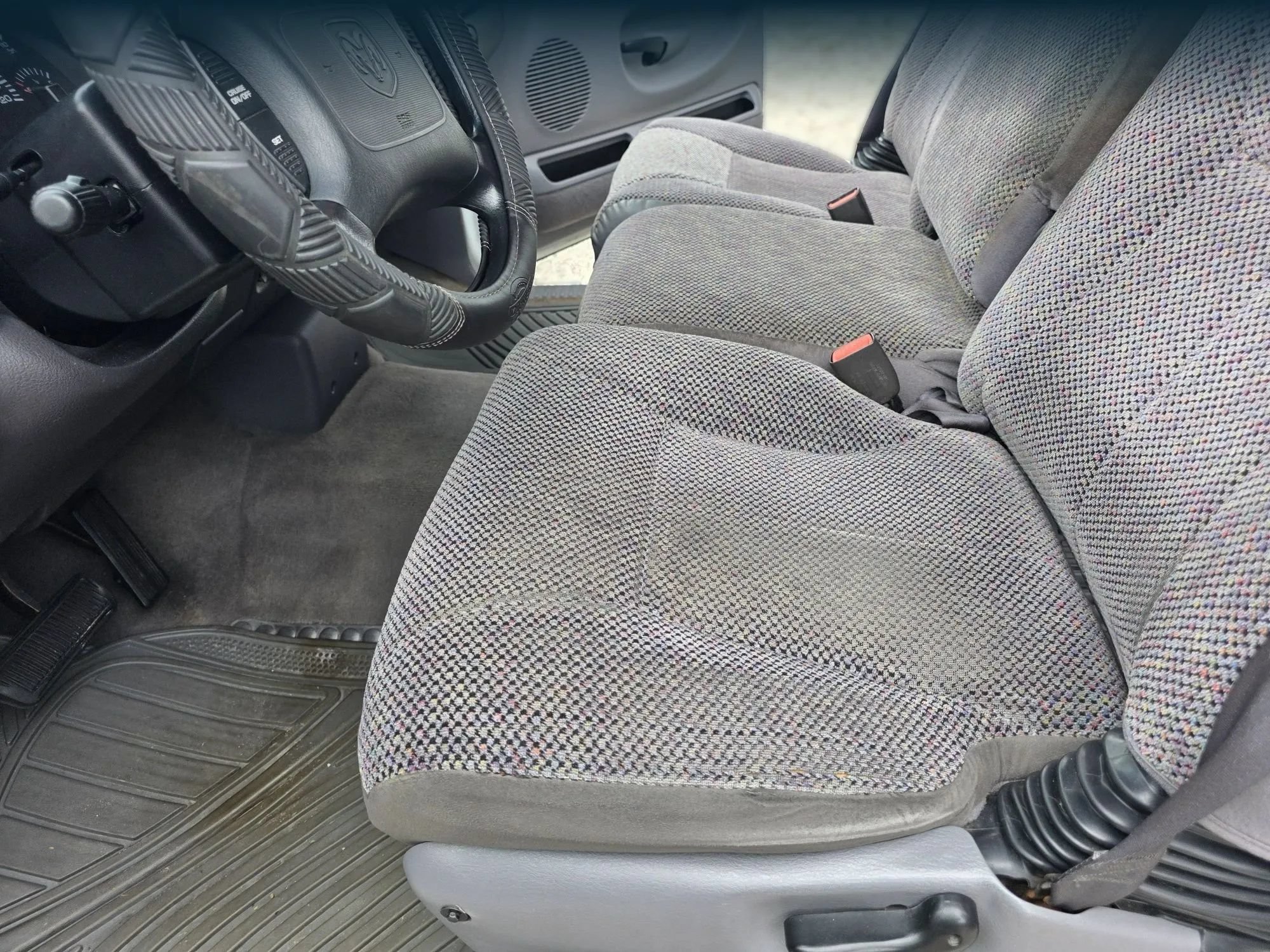 Used 2000 Dodge Ram 1500 Truck 2WD Quad Cab image 12