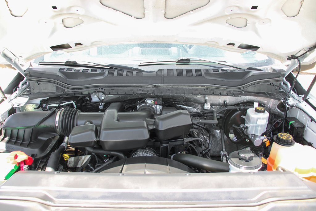 Used 2018 Ford F350 XL w/ Power Equipment Group RWD image 12