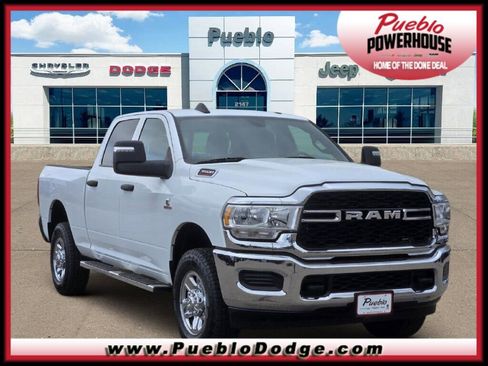Used 2024 RAM 3500 Tradesman w/ Chrome Appearance Group AWD/4WD image 1