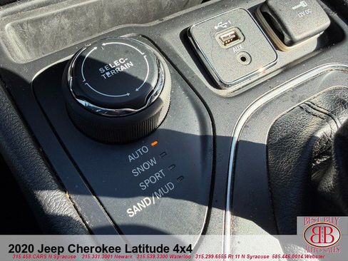 Used 2020 Jeep Cherokee Latitude Plus AWD/4WD image 16