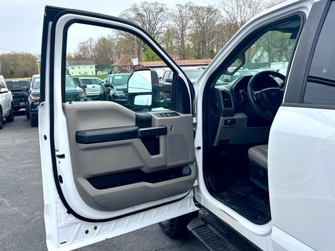 Used 2020 Ford F250 XL w/ Power Equipment Group image 15