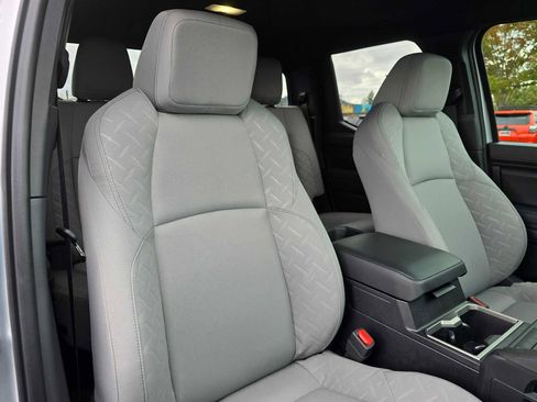 Certified 2025 Toyota Tacoma SR5 image 12