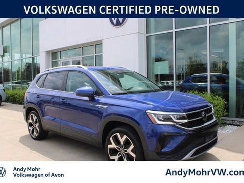 Used 2023 Volkswagen Taos SEL AWD/4WD image 1