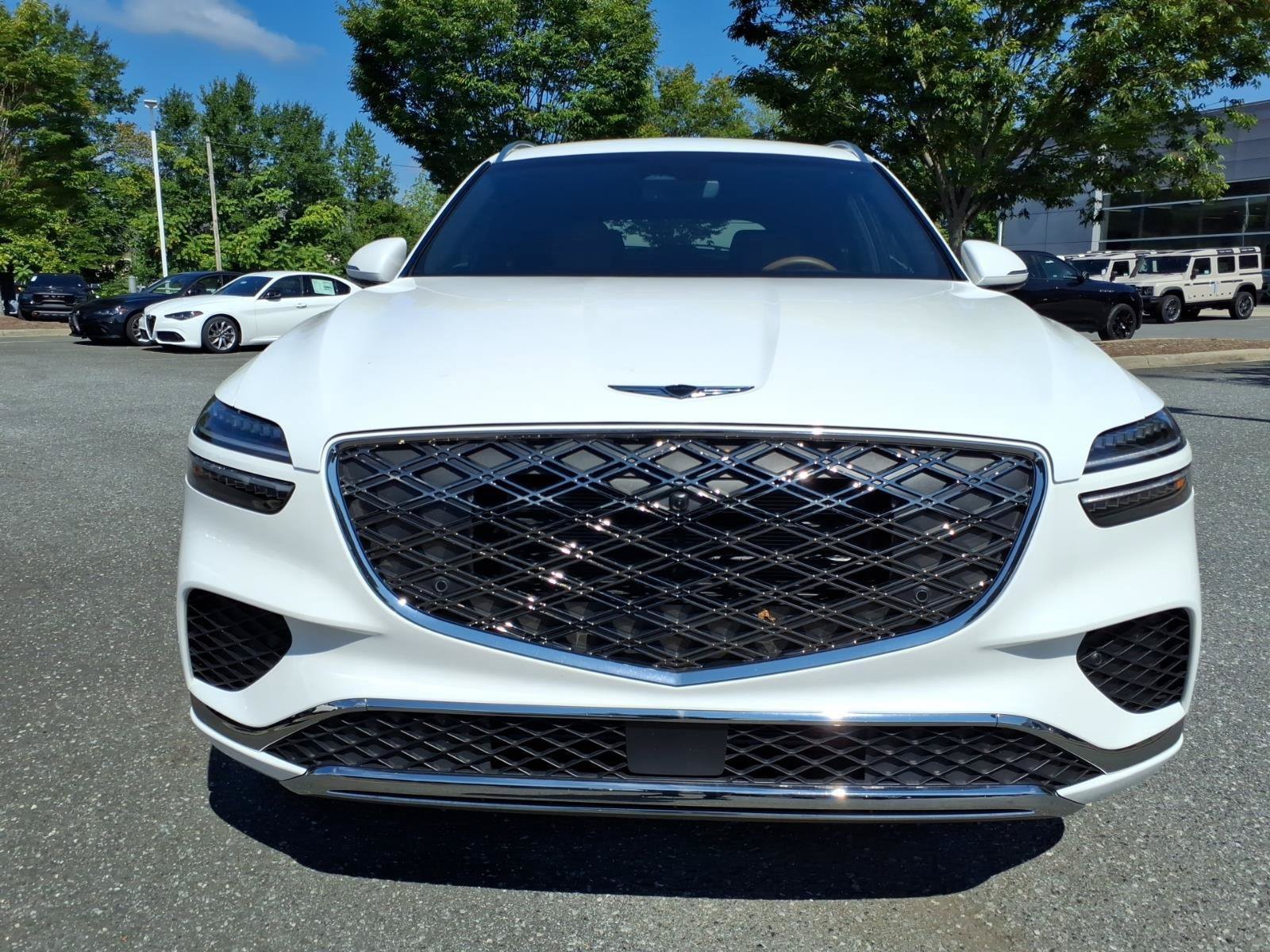 Used 2026 Genesis GV70 2.5T Advanced AWD/4WD image 14