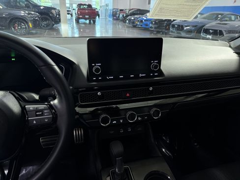 Used 2025 Honda Civic Sport image 20