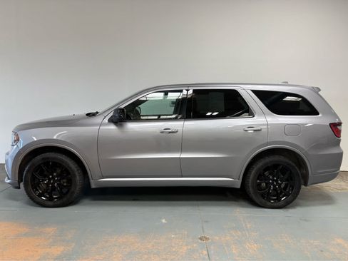 Used 2020 Dodge Durango SXT AWD/4WD image 2