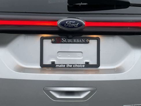 Used 2018 Ford Edge Titanium w/ Equipment Group 301A image 42