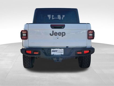 New 2025 Jeep Gladiator Mojave w/ Convenience Group image 5