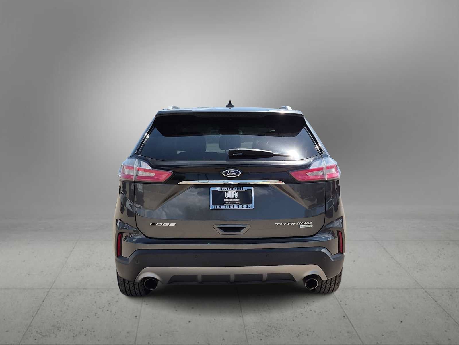 Used 2019 Ford Edge Titanium FWD image 7