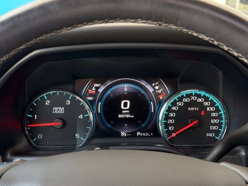 Used 2017 GMC Sierra 2500 Denali w/ Duramax Plus Package AWD/4WD image 37