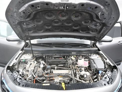 Used 2022 Mercedes-Benz EQB 350 4MATIC image 39