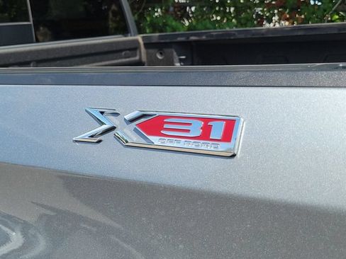 Used 2024 GMC Sierra 1500 SLT w/ SLT Premium Plus Package AWD/4WD image 3